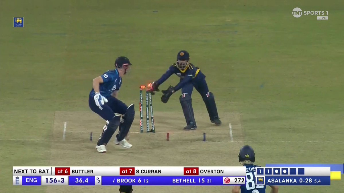 Harry Brook is stumped 🙁 He departs for just 6 runs... 📺 TNT Sports &amp; discovery+ UK