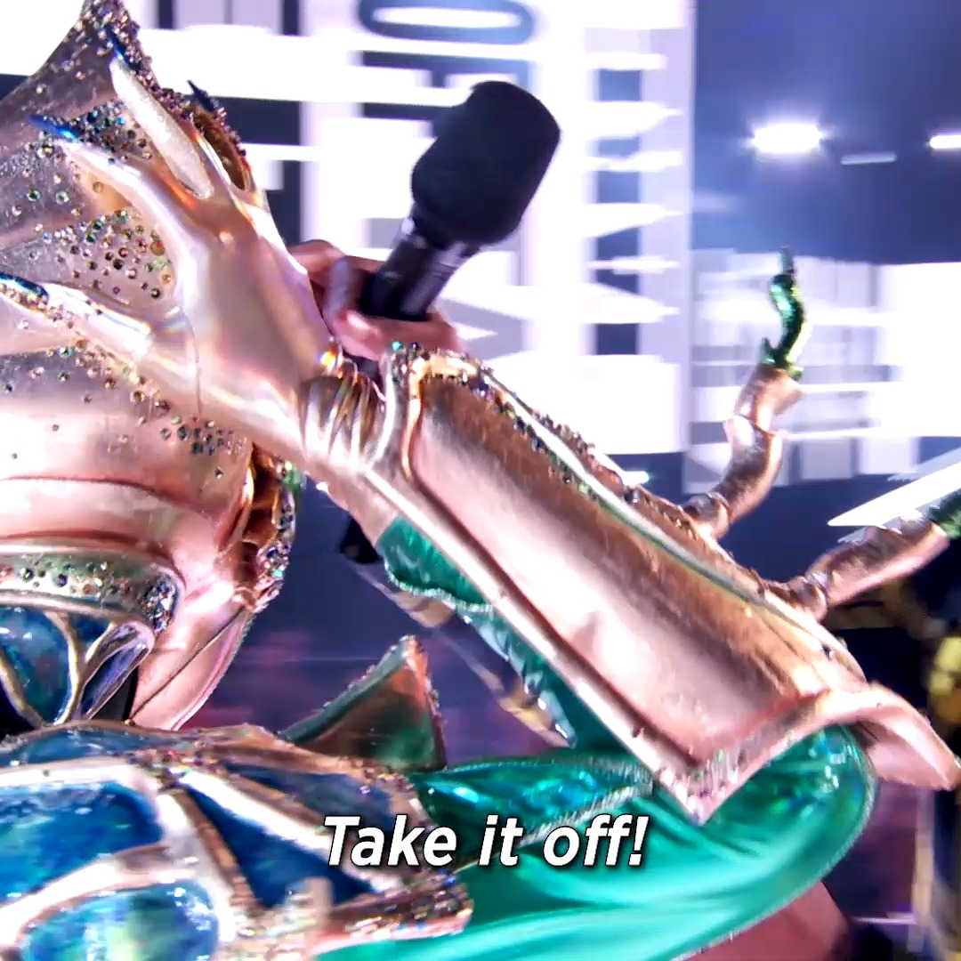 These are the kinds of reveals I live for! Nothing but a standing ovation for Oscar-nominated actress Taraji P. Henson, aka #ScarabMask! 😱 Watch her reveal episode, now streaming on Hulu!