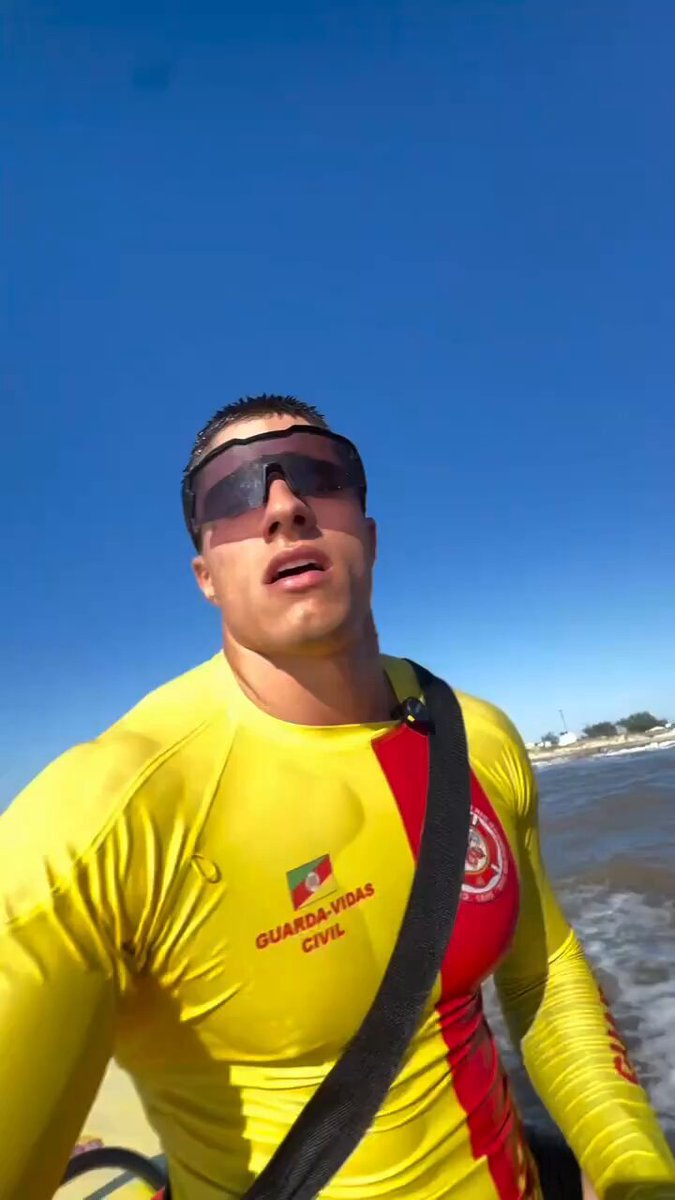 o corpo de bombeiros do rio grande do sul mostrando o dia a dia nas praias