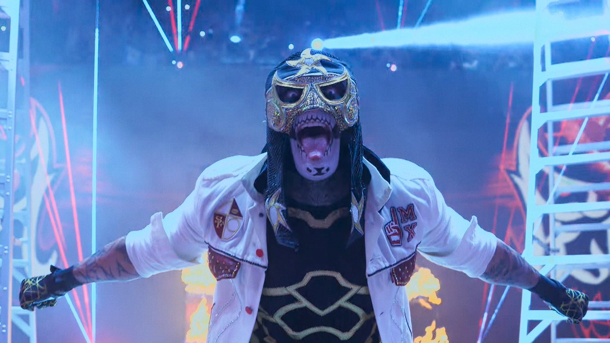 Paul Heyman: “We got something with this f---ing Penta. … Penta is over like a motherf---er.” High praise 👏 📺 WWE: Unreal Season 2 is now playing only on @Netflix.