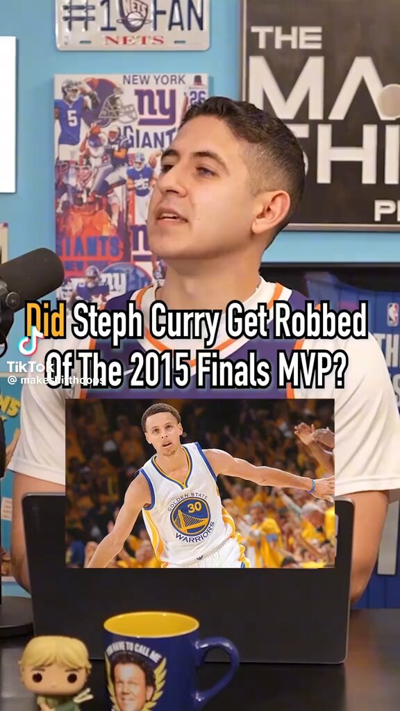 Makeshift Hoops on TikTok said Steph got robbed of the 2015 Finals MVP, and I absolutely agree. He averaged 10.8 PPG in the 4th quarter that series - the most 4Q points EVER in Finals history. That's insane. 🤯🐐 (credit: @MakeshiftHoops)