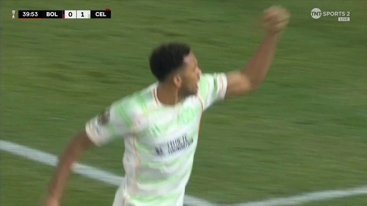 Auston Trusty doubles Celtic's advantage 💫 They now lead 2-0 away from home 🔥 📺 TNT Sports &amp; discovery+ UK