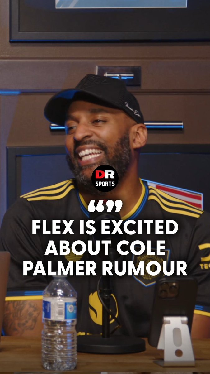 Flex reacts to the Cole Palmer to Man Utd rumours! 😅 #WeekendPreview #ManUtd #Football