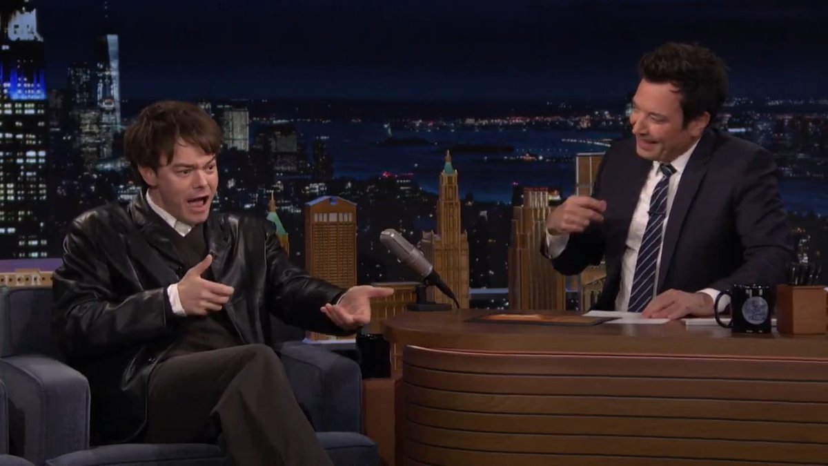 Charlie Heaton describes what it’s like to wield a flamethrower in the final battle in stranger things 5! #FallonTonight #StrangerThingsOnFallon