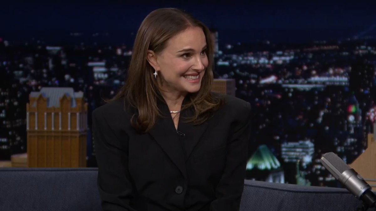 Natalie Portman explains how she ended up on stage at MSG as ROLE MODEL’s Sally! #FallonTonight