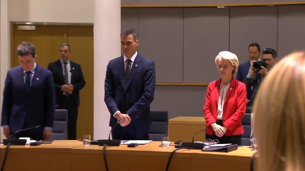 Juntos, en silencio, España recibe hoy el abrazo de toda Europa. Gracias.