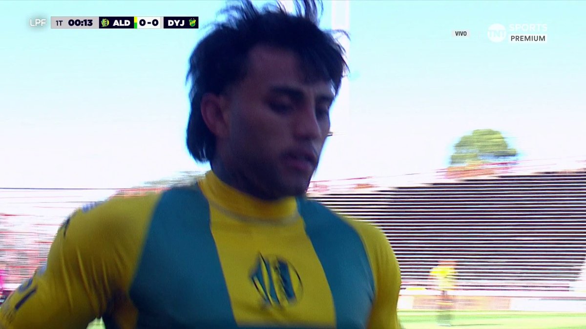Emociona este pelotazo sin otro destino mejor que el lateral a los 5 segundos de juego. Es el arranque perfecto para este torneo, un jueves 22 de enero a las 17 hs con Aldosivi - Defensa y Justicia.