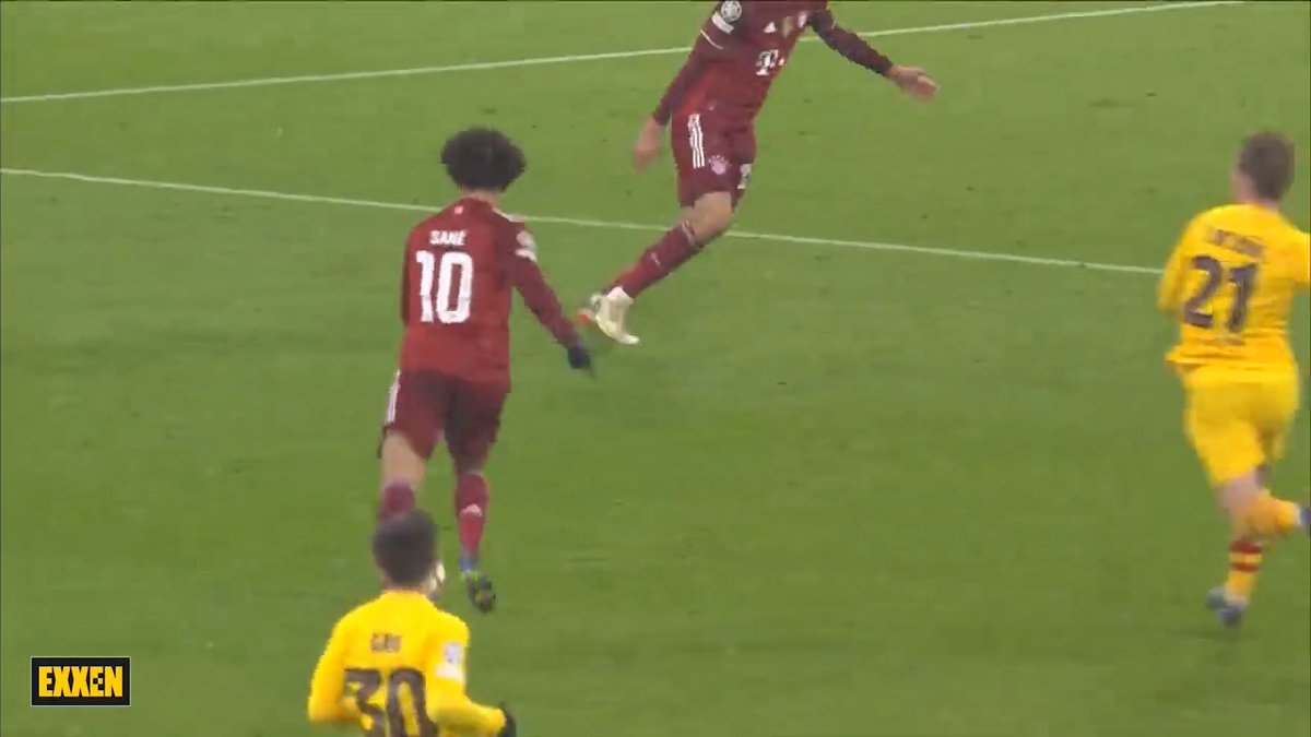 Galiba tarihin en iyi gol müziği.