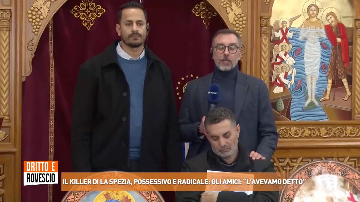 Il papà di Aba, il giovane accoltellato e ucciso a scuola a La Spezia da Atif, non parla ma ci comunica il suo grande dolore col silenzio e con una bellissima foto del figlio ❤️ #drittoerovescio