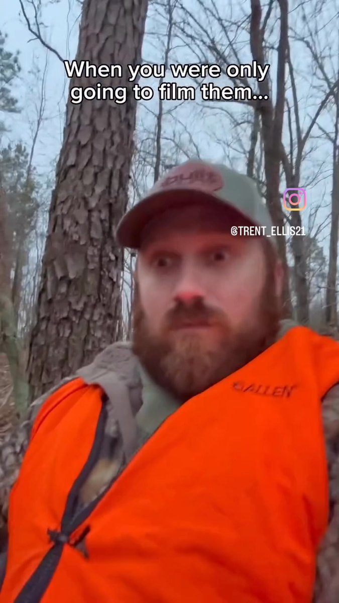 What would you do? 🤣 📽️@trent_ellis21 #FindYourAdventure #outdoors #hunting #deer #deerhunting #whitetail