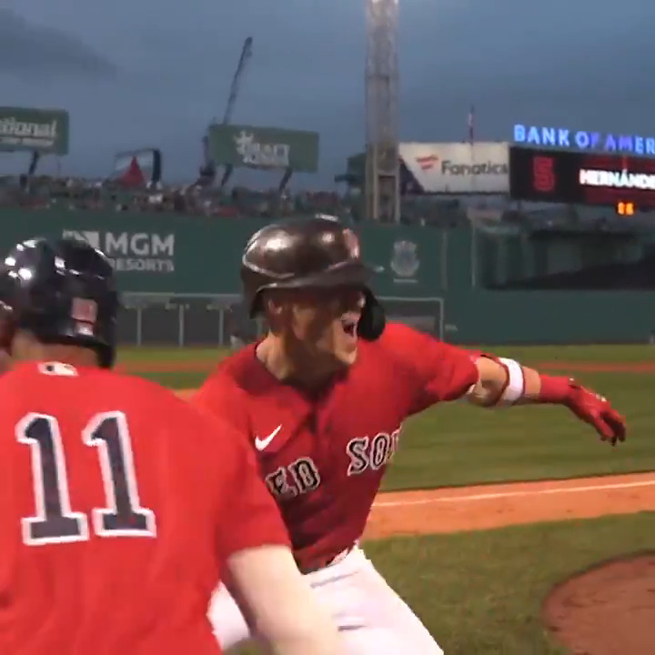 Ah where do I start 2021 playoff Kiki Hernandez. 408 AVG | 1.260 OPS | 15 hits in a 5-game span (MLB Record) | 34 total bases in 5 games (MLB Record) | 10 XBH & 5 HR in just 11 games One of the greatest individual playoff runs in Red Sox history.
