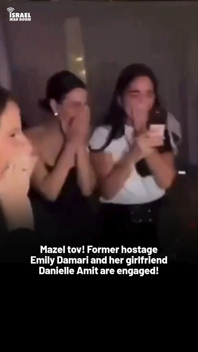 💙 💍 Mazel tov! Former hostage Emily Damari and Daniel Amit are engaged! Emily popped the question during an event celebrating the first anniversary of her release from Hamas captivity, where she was held for 471 days. This is Jewish resilience. L'chaim!🥂
