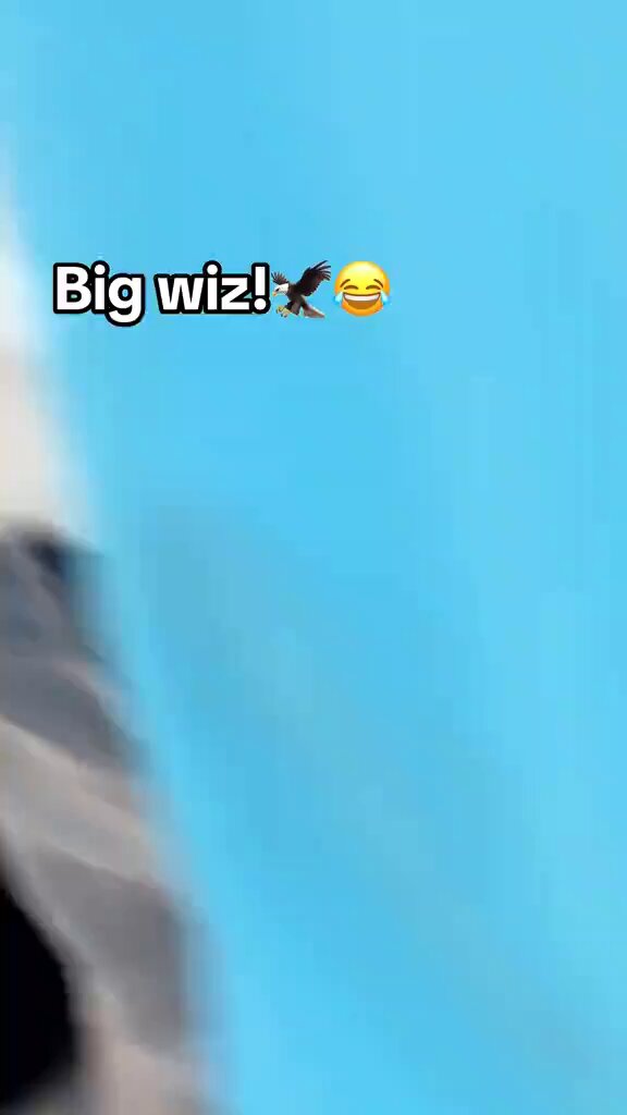 P. Prime Facetimed Wizkid in front of some fans and they just kept calling him New MJ 😂🤣