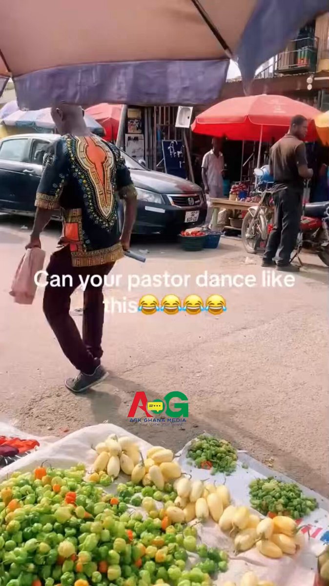 “After preaching cometh dancing.” A Ghanaian evangelist leaves onlookers stunned with his incredible dance moves post-sermon.