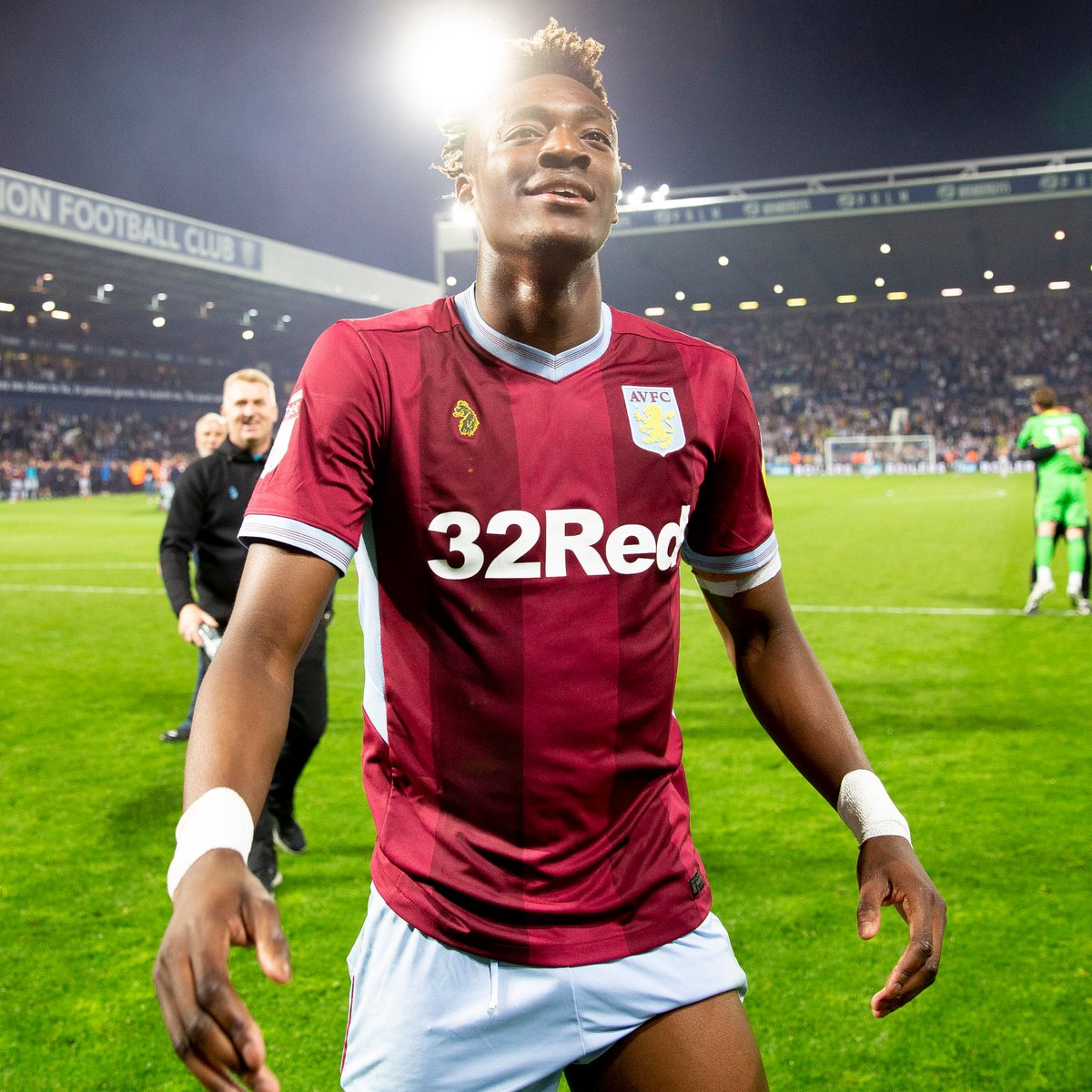Destiny was at Tammy Abraham's feet in 2019 😍 HE’S BACCKKK #AVFC