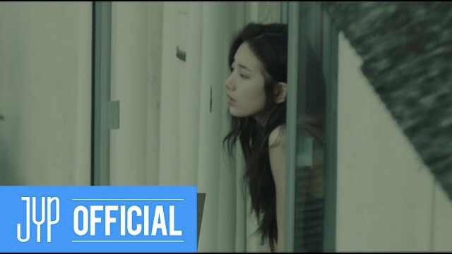 9 years ago today, Suzy debuted as a soloist with her 1st Mini Album ‘Yes? No?’ with title track ‘Yes No Maybe’