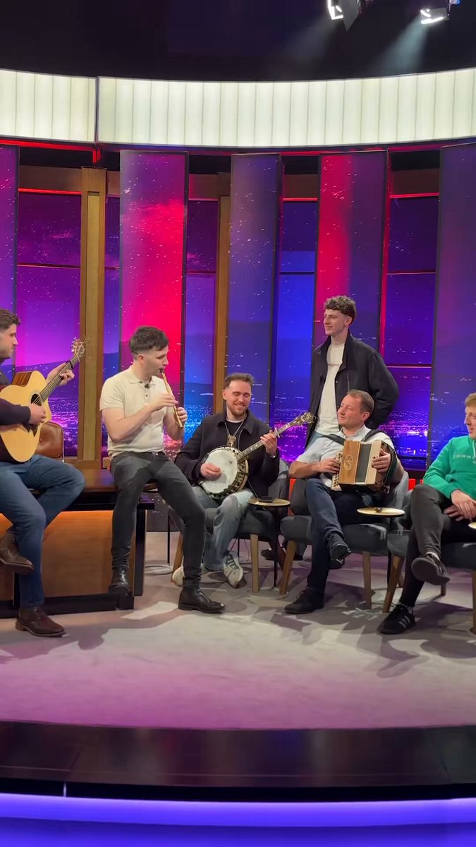 The Tumbling Paddies warming up for tonight’s show with a special performance of ‘Will Ye Go, Lassie, Go?’ ☘️🎶 A little nod to the soundtrack from the record-breaking Oscar nominated film #Sinners 👏🎬 #LateLate #Oscars2026
