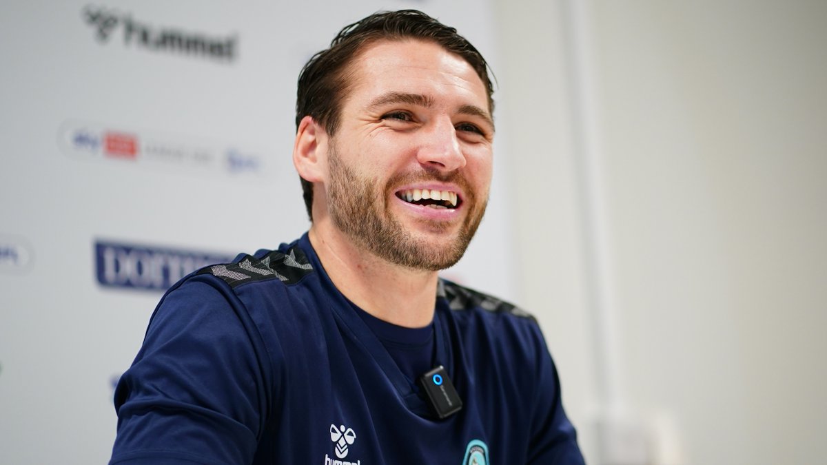 "My little boy loves running out on the pitch with me every other Saturday, and thankfully it's continuing and he'll be able to run out plenty more times." ❤️ Luke Leahy is delighted to extend his stay at Adams Park: