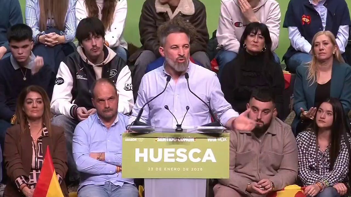 🔴 Santiago Abascal 🇪🇸 RETRATA a Pedro Sánchez: "Odia al pueblo español porque le dice la verdad y le reclama justicia". "Está en Bruselas porque no puede pisar las calles de España".