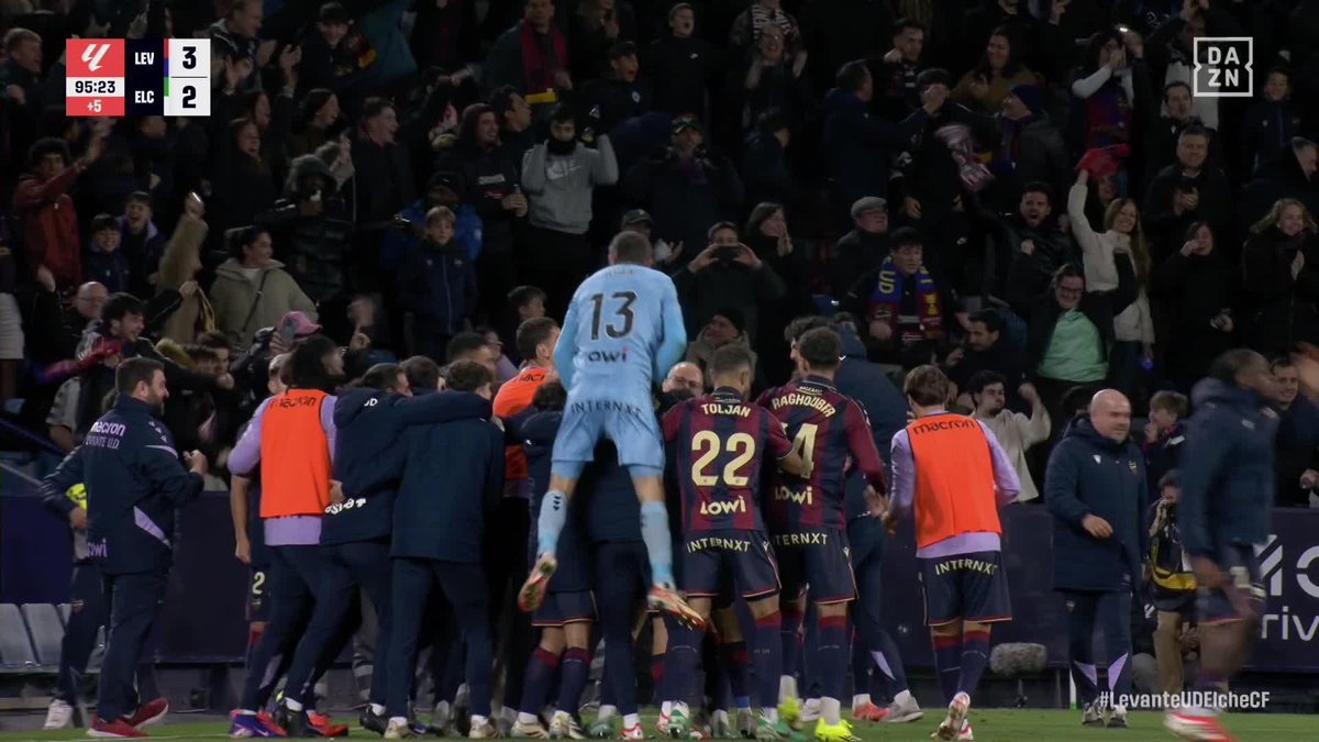 ¡ESTE DEPORTE ES UNA ABSOLUTA LOCURA! ¡ESTE LEVANTE ES UN EQUIPO QUE SE QUIERE AGARRAR A PRIMERA! 🔵🔴 El gol de Alan Matturro para darle una VICTORIA DE ORO al conjunto granota… ¡EN LA ÚLTIMA JUGADA DEL PARTIDO! 🐸 #LALIGAenDAZN ⚽️