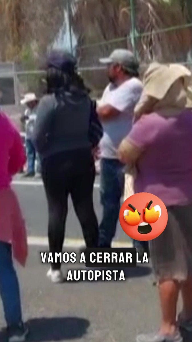 ¿Hasta cuándo permitiremos esto? Cierran #autopistas como si nada, afectando a miles con cualquier excusa. #Caos vial, #familias detenidas y bloqueos interminables es el resultado de estos movimientos ¿Deberían existir sanciones para estos casos?