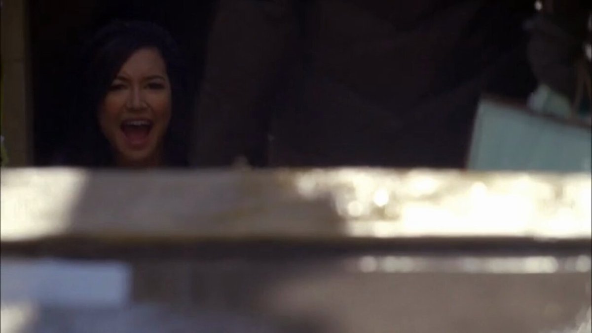 santana being the definition of "just a small town girl living in a lonely world"