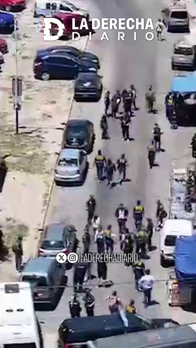 🚨🇦🇷🇧🇴 | DEPORTACIONES MASIVAS YA: La Policía Federal publicó un video del operativo de control migratorio realizado en La Matanza junto a Migraciones, donde se detectaron 16 extranjeros en situación migratoria irregular, "que deberán regularizarse o serán expulsados del país".