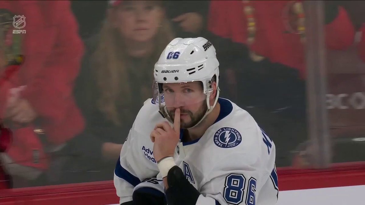 KUCHEROV SHUSHED THE CROWD 🤫