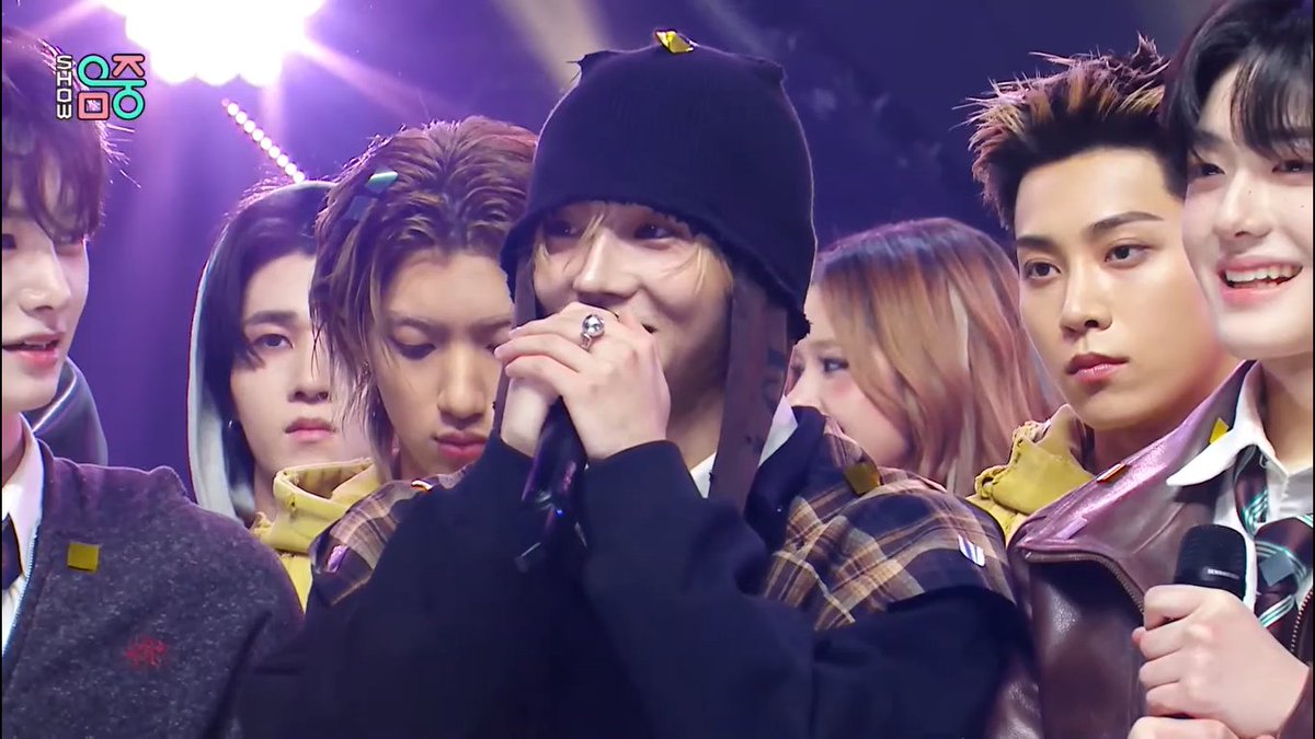 🏆 ALPHA DRIVE ONE wins 1st place on this week's Music Core with “FREAK ALARM”! Congratulations! 🎉 #ALPHADRIVEONE3rdWin #FREAKALARM3rdWin #FREAK_ALARM3rdWin #ALPHADRIVEONE #ALD1 #알파드라이브원 (260124)