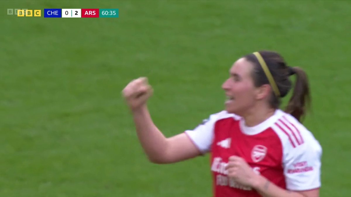 "A sumptuous strike!" ๐ Mariona Caldentey has given Arsenal a two goal lead โจ