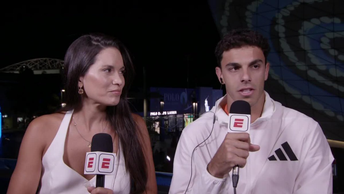 🇦🇷 Cerúndolo está listo para su desafío ante Zverev. 📺 Mirá El Show de ESPN Tenis en el Plan Premium de Disney Plus y el canal de YouTube de ESPN Fans.