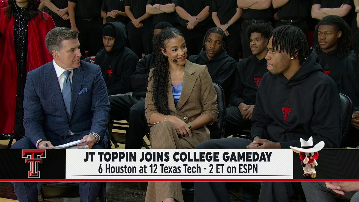 JT Toppin is on Wooden Award watch this season 👀 The Texas Tech forward joins the College GameDay crew ahead of his matchup against Houston 🏀