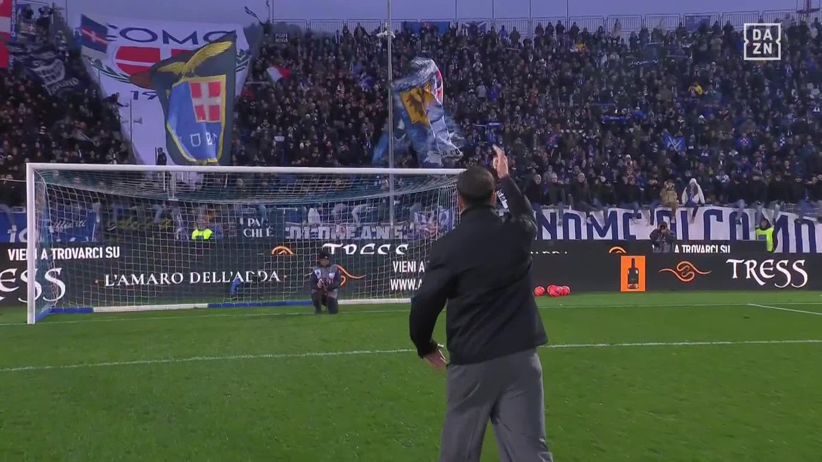 CESC FÀBREGAS O EL ENTRENADOR DE MODA EN EUROPA 👏🏻 El Como goleó, se asoma a puestos Champions y el español se marca un Klopp con la grada 🤩 #SerieAenDAZN 🇮🇹