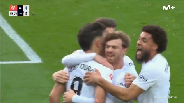 🎸 A ritmo de ExtremoDURO. Asiste Lucas Beltrán, ejecuta Hugo Duro. El primer tanto de la victoria del Valencia CF. #LALIGAEASPORTS #LaCasaDelFútbol