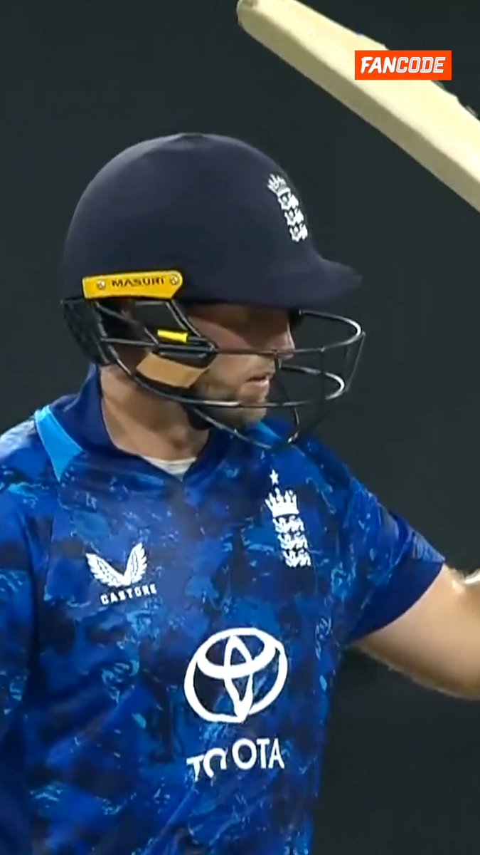 Joe Root scored 75 (90) and picked 2/13 against Sri Lanka in the 2nd ODI.