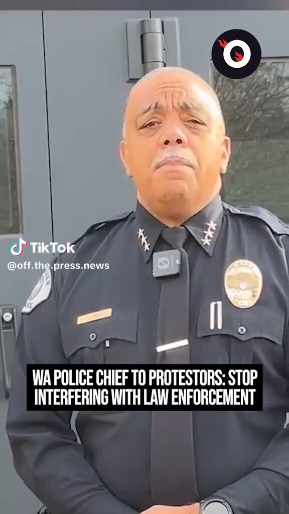 Vancouver, WA Police Chief Troy Price just laid down the law: **STOP interfering with officers during active operations!** Interfering isn't just reckless—it's a felony that puts lives at risk, distracts cops, and endangers everyone involved. He made it crystal clear in his video message: Let law enforcement do their jobs so they can protect the community. The left melting down over this one is gonna be priceless. 😂😂 More chiefs need to step up and call out this nonsense. Back the blue! 💙 #LawAndOrder #VancouverWA #BackTheBlue
