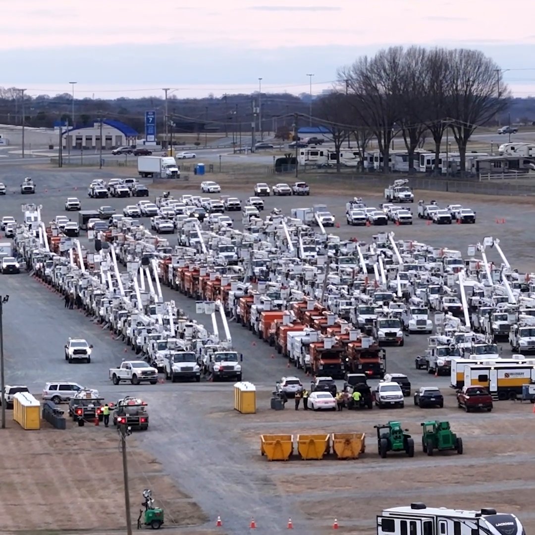 More than 18,000 workers are staged across the Carolinas ahead of #WinterStormFern. Our crews include company and contract crews, vegetation teams and support staff from 27 states and Canada. Restoration will begin when conditions are safe. 📍 Charlotte Motor Speedway