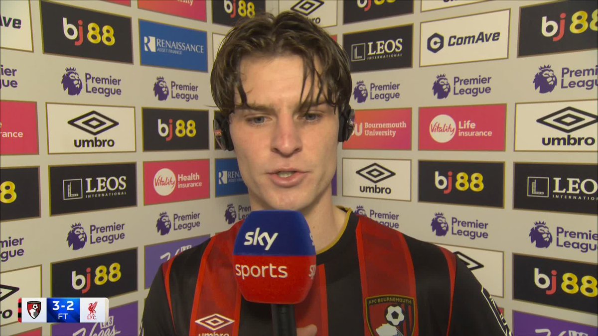 "We went to the final whistle and got our reward!" Bournemouth's Alex Scott reacts on a 'massive moment' for the Cherries 🍒