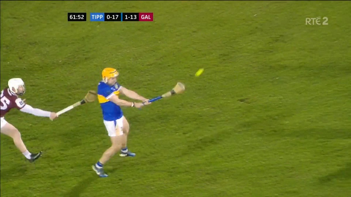 Tipp back in front through Conor Stakelum though there was a clear pick-up off the ground in the lead-up #rtegaa #sundaygame #allianzleagues ๐บTipperary GAA v Galway GAA Official on RTร2 and RTร Player
