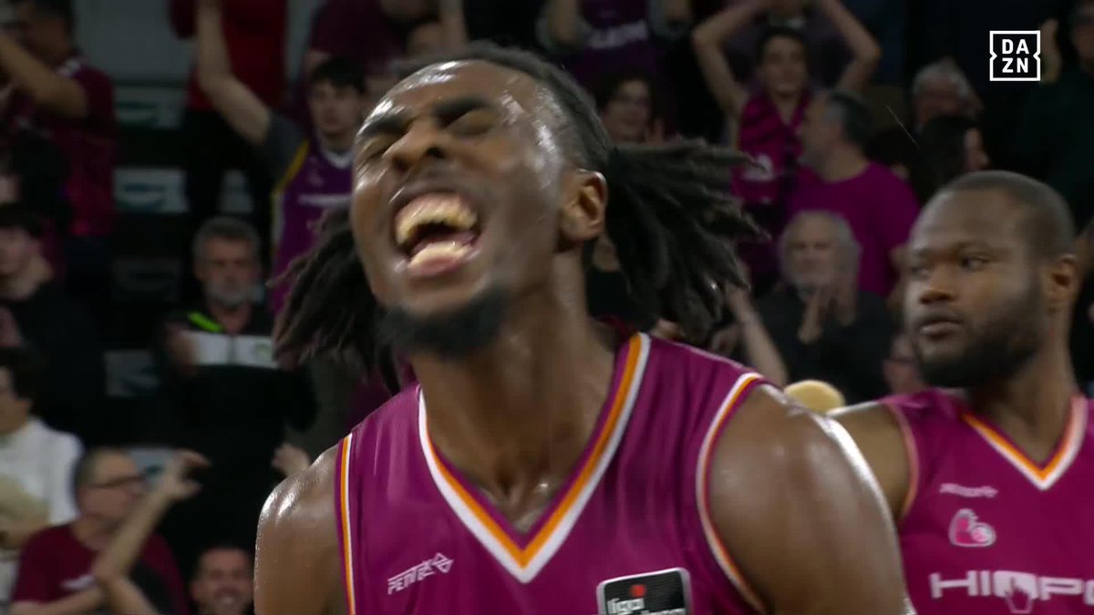 VAYA CHAPA PARA GANAR EL PARTIDO 🔥 Hiopos Lleida lo celebra 😍 #LigaEndesaxDAZN 🏀