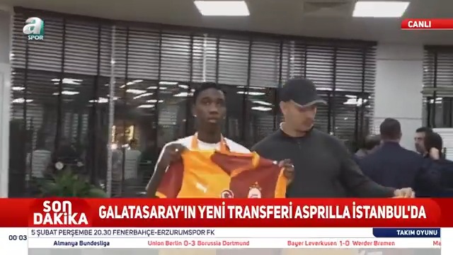 Yaser Asprilla, Galatasaray'da 33 numaralı formayı giyecek.