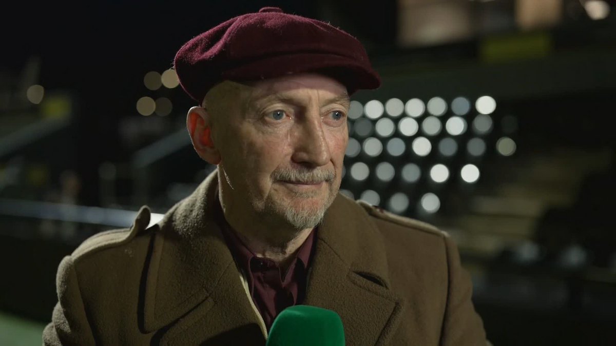 "We must be bottlers is what it looks like" 😳 Ian Holloway was less than impressed with his Swindon side after defeat to Bromley