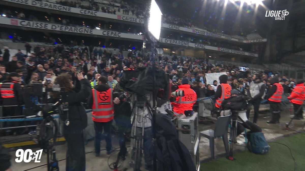 "On m'avait prévenu avant le match, l'ambiance était vraiment incroyable." Les deux nouveaux visages olympiens réagissent à leur première apparition au Vélodrome 🔵 ⚪ #OMRCL