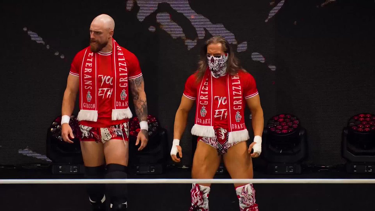No holding back now! The fight reaches a new level between GYV Zack Gibson & James Drake and Eddie Kingston & Proud~N~Powerful Ortiz! Watch #AEWCollision on TNT & HBO Max