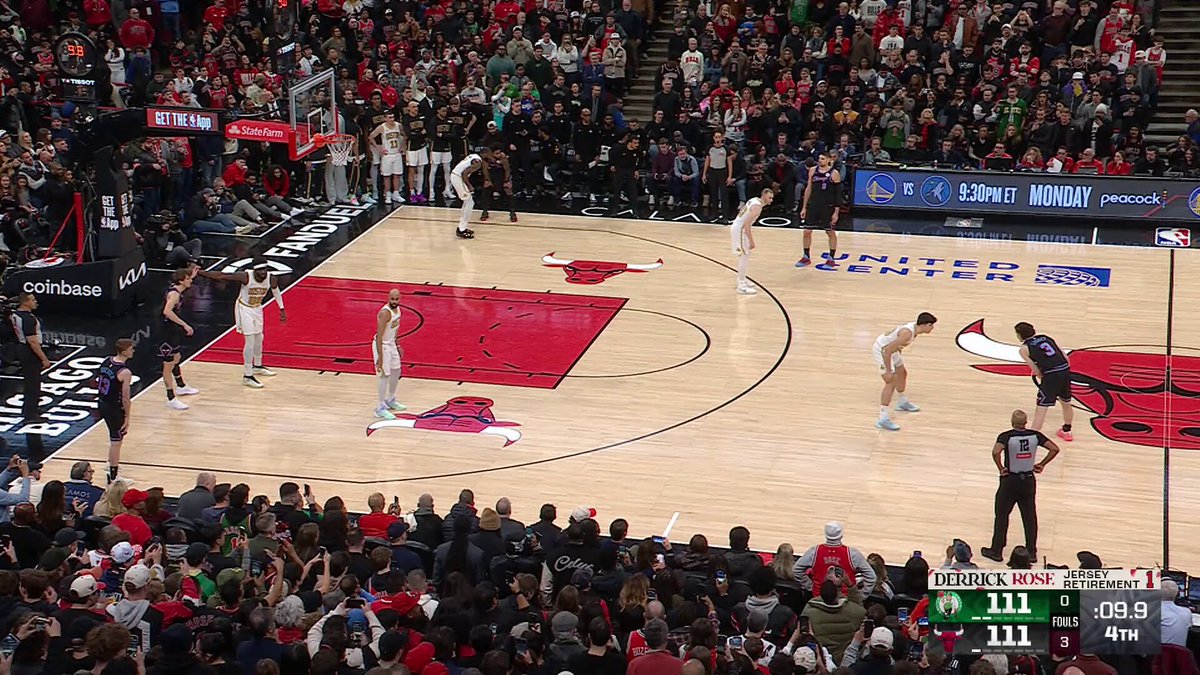 KEVIN HUERTER HITS THE GO-AHEAD 3 TO WIN IT FOR CHICAGO 🚨
