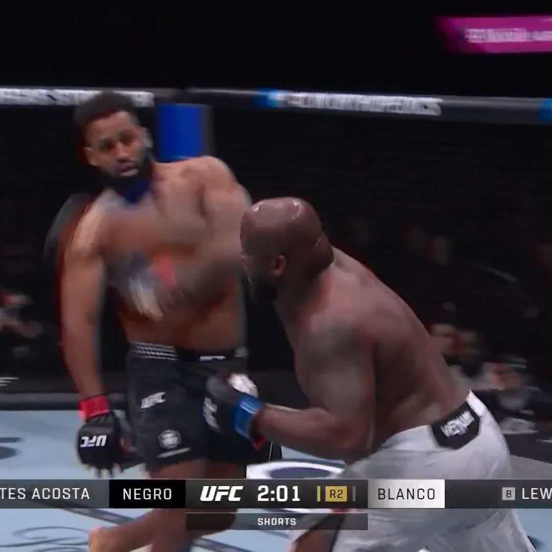 Wooooow con qué tranquilidad 🚨 En vivo por Paramount+ Deportes | #UFC324