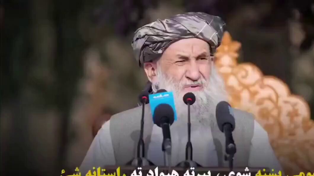 هغه افغانان چې ځانونه د ا.ا.ا مخالفین بولي، په امریکا او نورو هېوادو کې یې ژوند سخت او له مشکلاتو ډک وي، پر هغوی د هېواد د محترم رئیس الوزراء حفظه الله شفقت او ترحم.