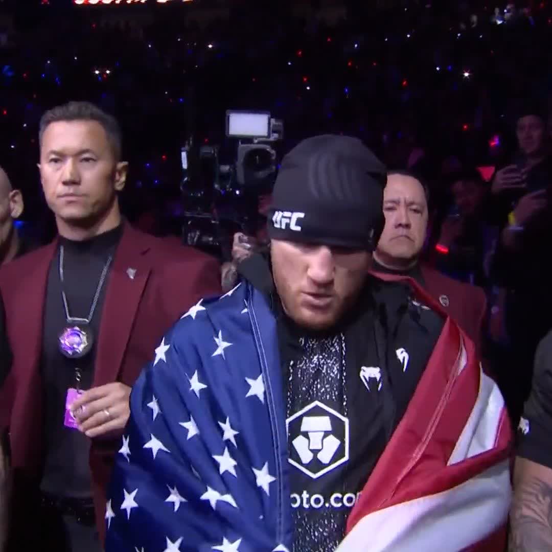 再びUFC王座戦へ!ゲイジー入場! #UFC