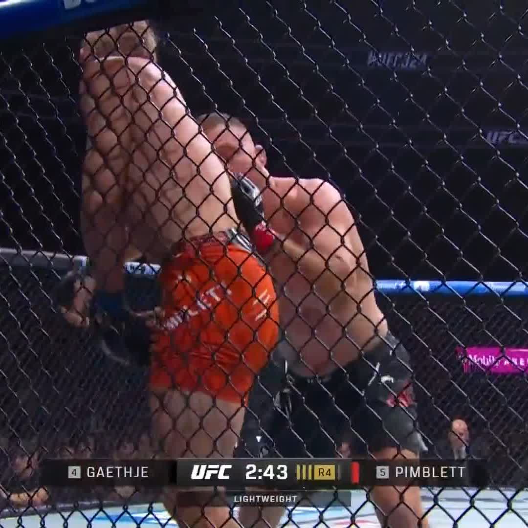 GAETHJE VE PADDY, KÖPEK DÖVÜŞÜ YAPIYORLAR! MÜTHİŞ MAÇ! 🔥 #UFC324