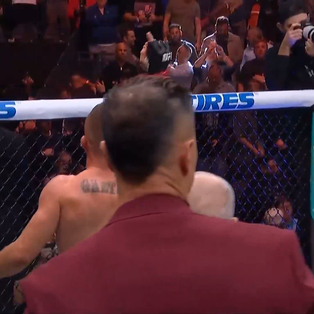 WHAT. A. FIGHT. Paddy Pimblett and Justin Gaethje 🇺🇸 go the distance. Who will get the nod?